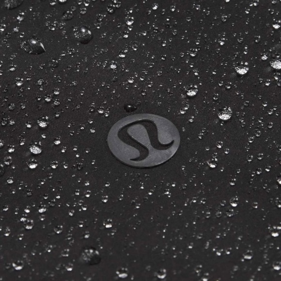 LULULEMON 3 - 1 INSULATED RAIN COAT NWT $498.00 RETAIL BLACK SZ 12 VERY OVERSIZE - Picture 11 of 14